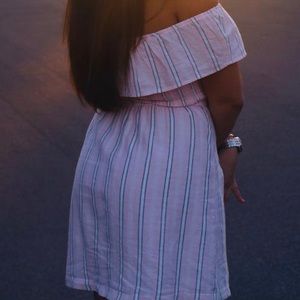 Off the shoulder pink and gray striped Hollister dress